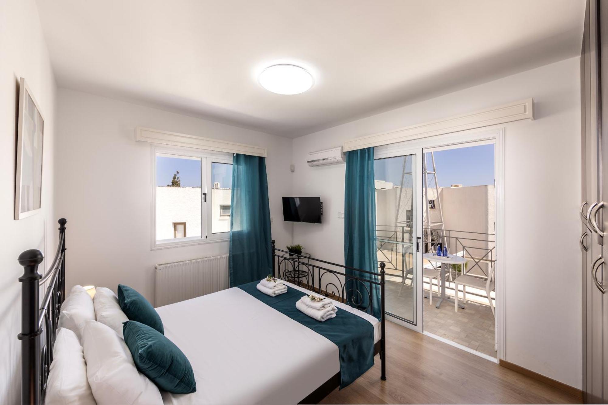 Accomoteleia Crystal Lagoon Villa Protaras Extérieur photo