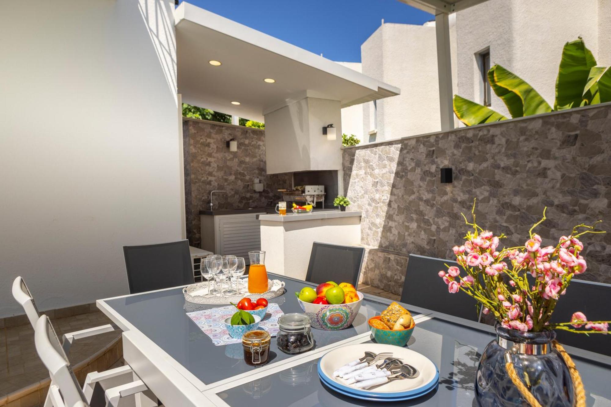 Accomoteleia Crystal Lagoon Villa Protaras Extérieur photo